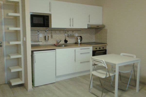 Prenájom bytu 1-izbový 36 m², Oblá, Brno-Nový Lískovec Prenájom bytu 1-izbový 36 m², Oblá, Brno-Nový Lískovec