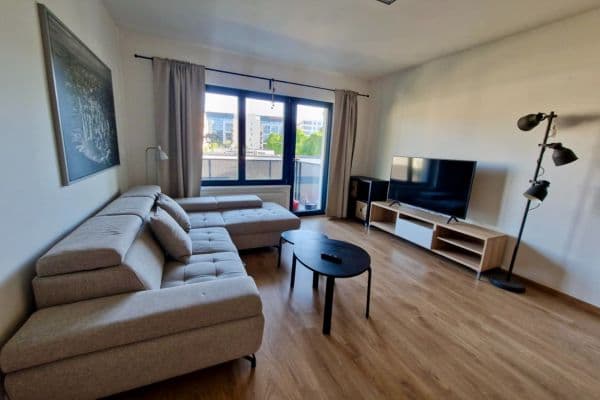 Prenájom bytu 2-izbový 52 m², Nyklíčkova, Praha 5 Prenájom bytu 2-izbový 52 m², Nyklíčkova, Praha 5