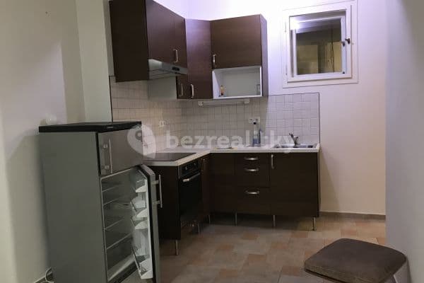 Prenájom bytu 3-izbový 82 m², Komenského náměstí, Brandýs nad Labem-Stará Boleslav Prenájom bytu 3-izbový 82 m², Komenského náměstí, Brandýs nad Labem-Stará Boleslav