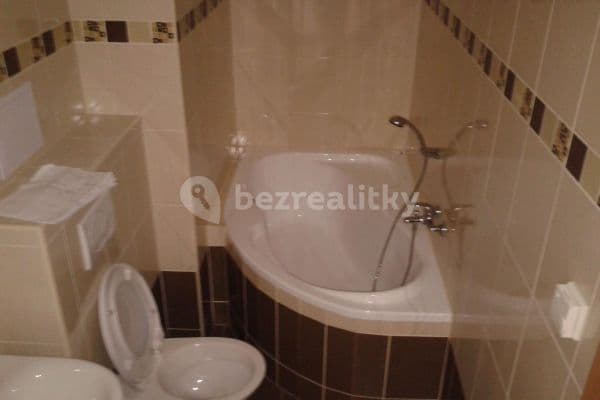 Prenájom bytu 2-izbový 39 m², Fráni Kopečka, Znojmo Prenájom bytu 2-izbový 39 m², Fráni Kopečka, Znojmo