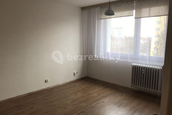 Prenájom bytu 1-izbový 35 m², Polní, Otrokovice