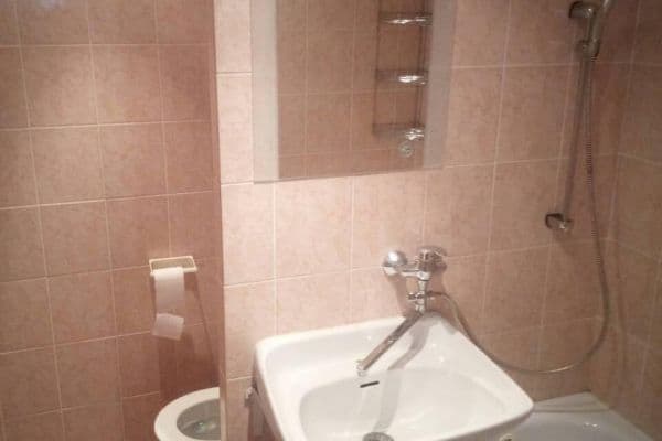 Prenájom bytu 2-izbový 39 m², Bratranců Veverkových, Karviná Prenájom bytu 2-izbový 39 m², Bratranců Veverkových, Karviná