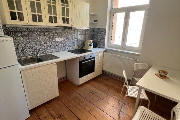 Prenájom bytu 2-izbový 43 m², Heydukova, České Budějovice Prenájom bytu 2-izbový 43 m², Heydukova, České Budějovice