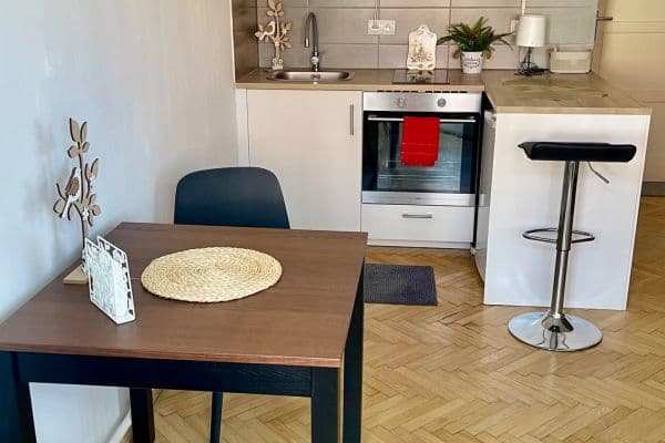 Prenájom bytu 1-izbový 26 m², Sudoměřská, Praha Prenájom bytu 1-izbový 26 m², Sudoměřská, Praha