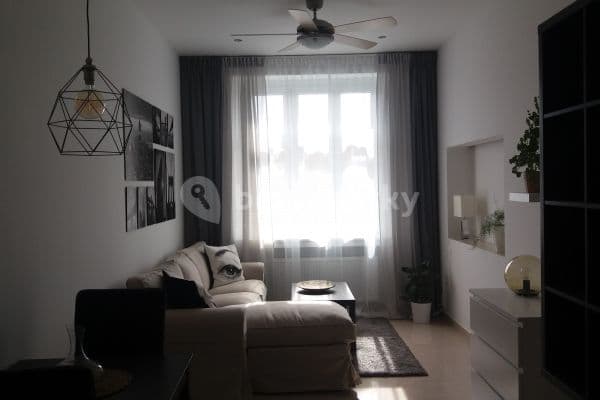 Prenájom bytu 2-izbový 55 m², U Skládky, Prenájom bytu 2-izbový 55 m², U Skládky,