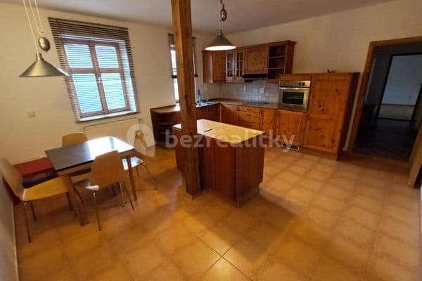 Prenájom bytu 3-izbový 110 m², Roháčova, Hlavní město Praha Prenájom bytu 3-izbový 110 m², Roháčova, Hlavní město Praha