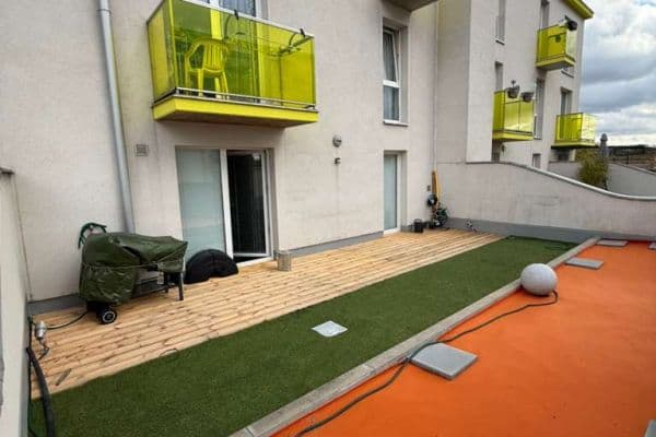 Prenájom bytu 2-izbový 68 m², Jesenice Prenájom bytu 2-izbový 68 m², Jesenice