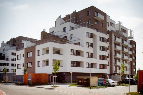 Prenájom bytu 1-izbový 33 m², Honzíkova, Praha Prenájom bytu 1-izbový 33 m², Honzíkova, Praha