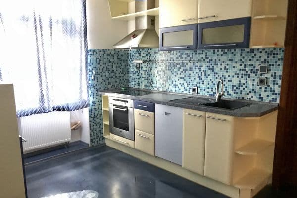 Prenájom bytu 2-izbový 55 m², Riegrova, České Budějovice Prenájom bytu 2-izbový 55 m², Riegrova, České Budějovice