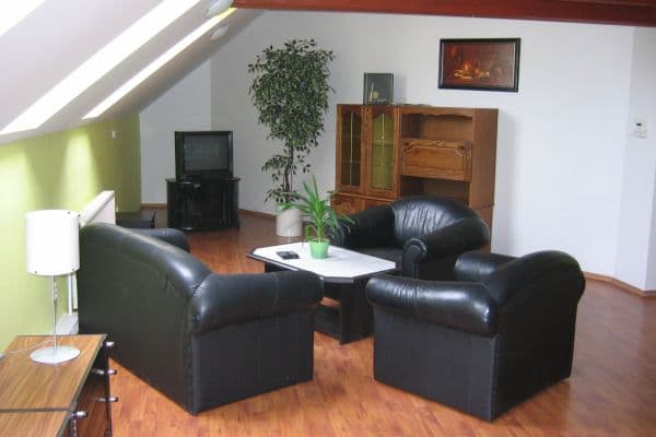 Prenájom bytu 4-izbový 150 m², Koželužská, Olomouc, Olomoucký kraj Prenájom bytu 4-izbový 150 m², Koželužská, Olomouc, Olomoucký kraj