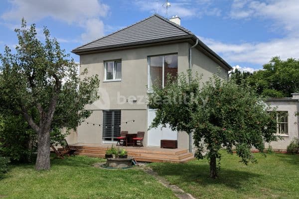 Prenájom domu 114 m², pozemok 638 m², Vokřínská, Praha Prenájom domu 114 m², pozemok 638 m², Vokřínská, Praha