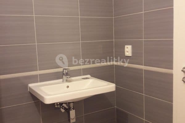 Prenájom bytu 2-izbový 74 m², Sokolovská, Praha Prenájom bytu 2-izbový 74 m², Sokolovská, Praha