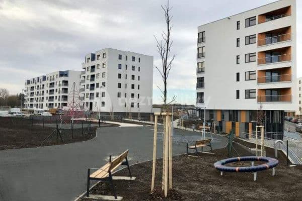 Prenájom bytu 2-izbový 39 m², Ke Kříži, Praha 22 Prenájom bytu 2-izbový 39 m², Ke Kříži, Praha 22