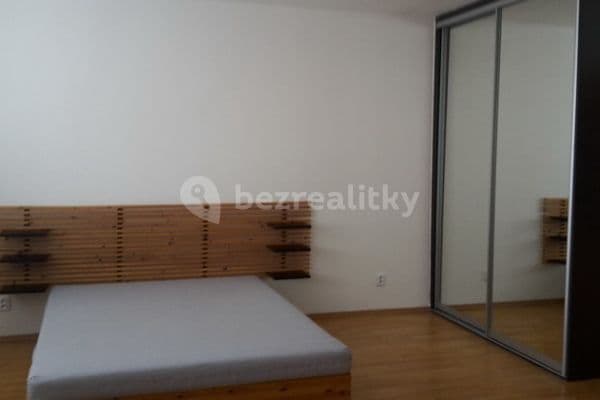 Prenájom bytu 1-izbový 49 m², Osadní, Praha Prenájom bytu 1-izbový 49 m², Osadní, Praha