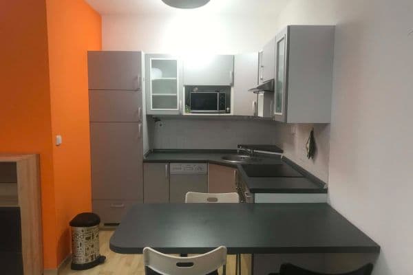 Predaj bytu 2-izbový 42 m², Přípotoční, Praha 10 Predaj bytu 2-izbový 42 m², Přípotoční, Praha 10