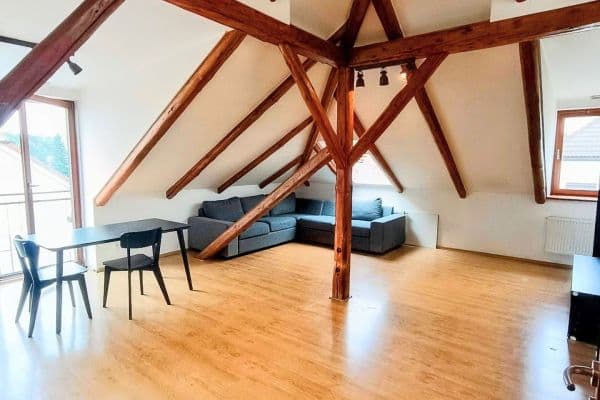 Prenájom bytu 3-izbový 90 m², Klapkova, Hlavní město Praha Prenájom bytu 3-izbový 90 m², Klapkova, Hlavní město Praha