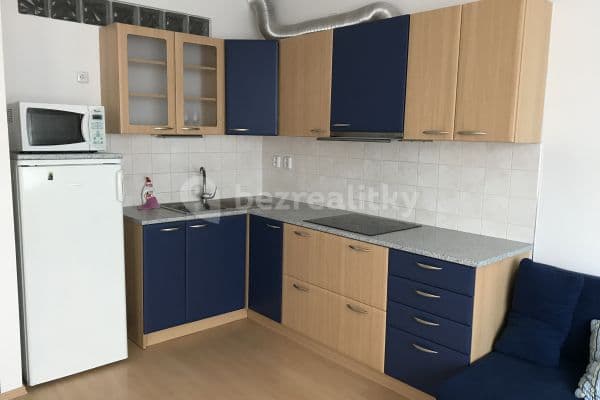 Prenájom bytu 2-izbový 42 m², Říčanská, Brno Prenájom bytu 2-izbový 42 m², Říčanská, Brno