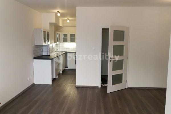 Prenájom bytu 2-izbový 59 m², Palackého, Český Brod