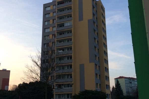 Prenájom bytu 2-izbový 34 m², Kojetická, Neratovice Prenájom bytu 2-izbový 34 m², Kojetická, Neratovice