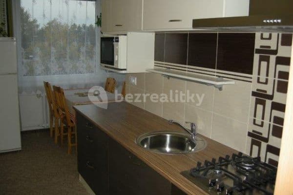 Prenájom bytu 3-izbový 88 m², Štefánikova, Hradec Králové, Královéhradecký kraj Prenájom bytu 3-izbový 88 m², Štefánikova, Hradec Králové, Královéhradecký kraj