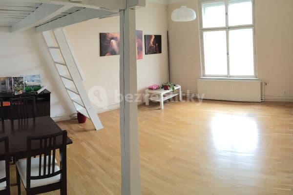 Prenájom bytu 2-izbový 63 m², Na Folimance, Hlavní město Praha