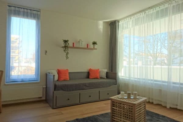 Prenájom bytu 2-izbový 20 m², Walterovo náměstí, Praha Prenájom bytu 2-izbový 20 m², Walterovo náměstí, Praha