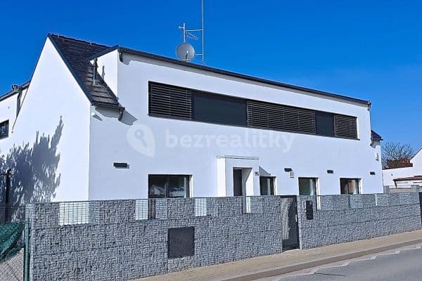 Prenájom bytu 2-izbový 73 m², Josefa Houdka, Hlavní město Praha Prenájom bytu 2-izbový 73 m², Josefa Houdka, Hlavní město Praha