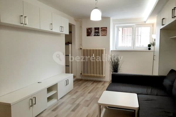 Prenájom bytu 1-izbový 25 m², Bajkalská, Praha Prenájom bytu 1-izbový 25 m², Bajkalská, Praha