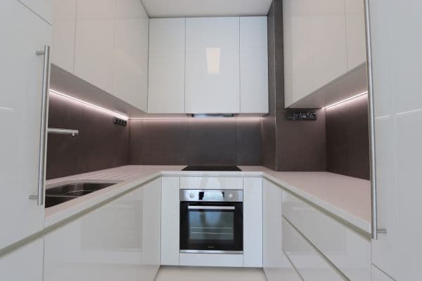 Prenájom bytu 3-izbový 74 m², Ve Střešovičkách, Hlavní město Praha Prenájom bytu 3-izbový 74 m², Ve Střešovičkách, Hlavní město Praha