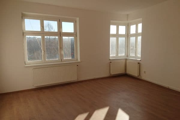 Prenájom bytu 3-izbový 86 m², Verdunská, Ostrava Prenájom bytu 3-izbový 86 m², Verdunská, Ostrava