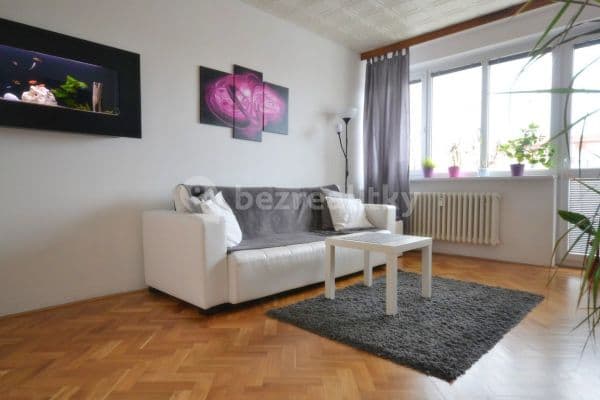 Prenájom bytu 2-izbový 64 m², Hillebrantova, Prenájom bytu 2-izbový 64 m², Hillebrantova,
