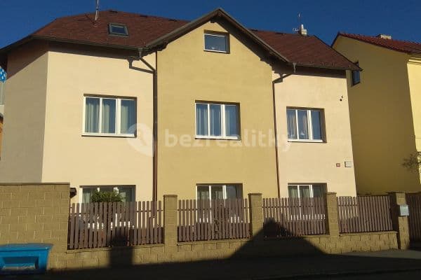 Prenájom bytu 2-izbový 54 m², Víta Nejedlého, Kladno Prenájom bytu 2-izbový 54 m², Víta Nejedlého, Kladno