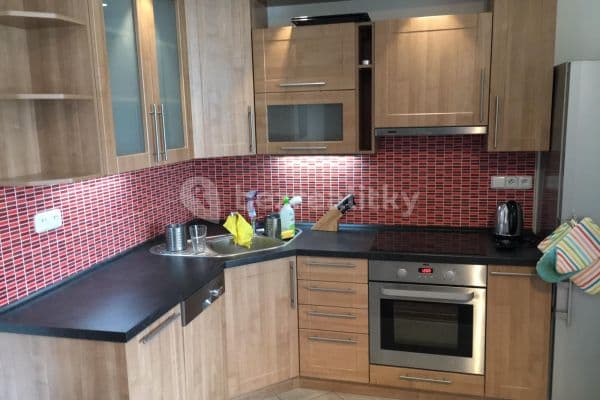 Prenájom bytu 2-izbový 47 m², Viklefova, Hlavní město Praha Prenájom bytu 2-izbový 47 m², Viklefova, Hlavní město Praha