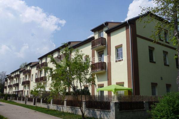 Prenájom bytu 2-izbový 57 m², Milovice, Středočeský kraj