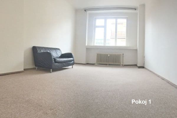 Prenájom bytu 2-izbový 47 m², Sokolovská, Praha Prenájom bytu 2-izbový 47 m², Sokolovská, Praha