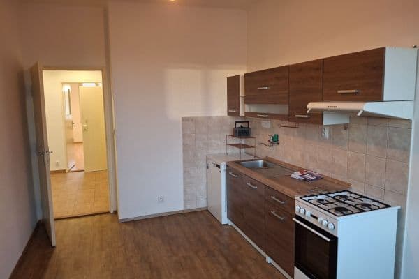 Prenájom bytu 2-izbový 74 m², Nad Šutkou, Hlavní město Praha Prenájom bytu 2-izbový 74 m², Nad Šutkou, Hlavní město Praha