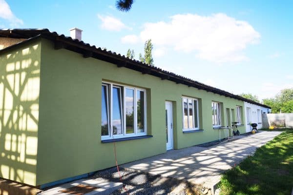 Prenájom bytu 1-izbový 30 m², Dolní Kasárna, Klecany Prenájom bytu 1-izbový 30 m², Dolní Kasárna, Klecany