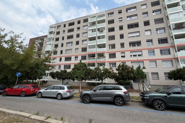 Prenájom bytu 2-izbový 47 m², Lamačova, Hlavní město Praha Prenájom bytu 2-izbový 47 m², Lamačova, Hlavní město Praha