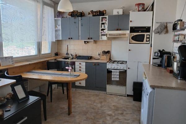 Prenájom bytu 1-izbový 42 m², Kralupy nad Vltavou Prenájom bytu 1-izbový 42 m², Kralupy nad Vltavou