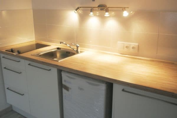 Prenájom bytu 1-izbový 22 m², Lidická, Karlovy Vary Prenájom bytu 1-izbový 22 m², Lidická, Karlovy Vary