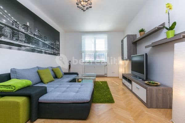 Prenájom bytu 2-izbový 61 m², Kladenská, Praha, Praha
