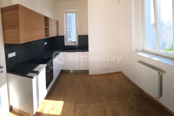 Prenájom bytu 1-izbový 32 m², U Voborníků, Praha, Praha