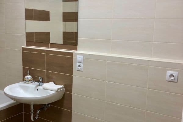 Prenájom bytu 2-izbový 59 m², Poděbradova, Plzeň Prenájom bytu 2-izbový 59 m², Poděbradova, Plzeň