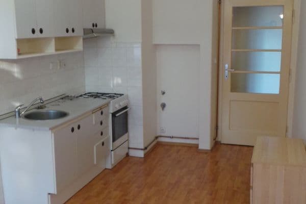 Prenájom bytu 1-izbový 39 m², Sudoměřská, Hlavní město Praha Prenájom bytu 1-izbový 39 m², Sudoměřská, Hlavní město Praha