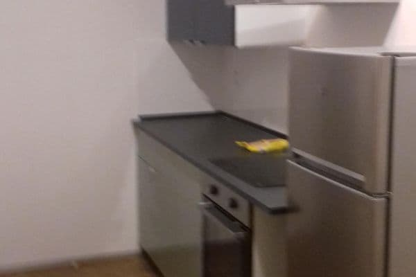 Prenájom bytu 2-izbový 47 m², Sdružení, Praha Prenájom bytu 2-izbový 47 m², Sdružení, Praha