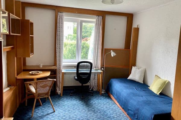 Prenájom bytu Garsoniéra 20 m², Buštěhradská, Praha Prenájom bytu Garsoniéra 20 m², Buštěhradská, Praha
