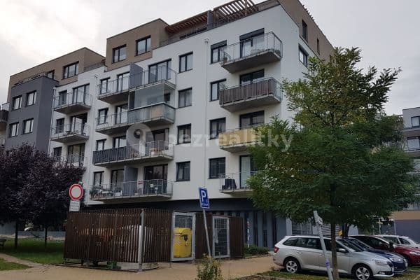Prenájom bytu 2-izbový 64 m², Makedonská, Praha 9 Prenájom bytu 2-izbový 64 m², Makedonská, Praha 9