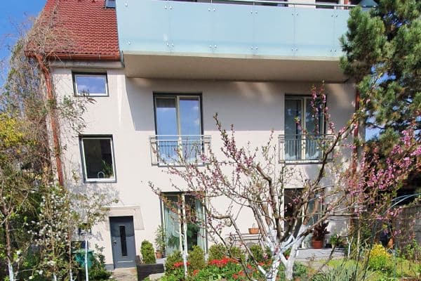 Prenájom bytu 3-izbový 76 m², Na Hlinách, Praha Prenájom bytu 3-izbový 76 m², Na Hlinách, Praha