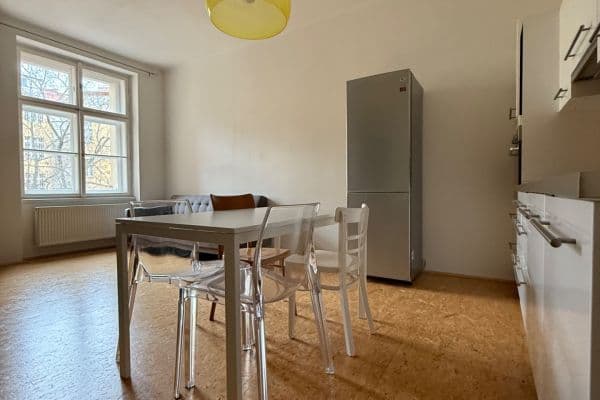 Prenájom bytu 2-izbový 60 m², Křížkovského, Praha Prenájom bytu 2-izbový 60 m², Křížkovského, Praha