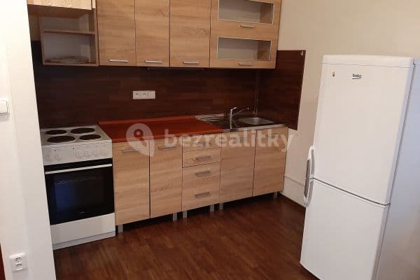 Prenájom bytu Garsoniéra 35 m², Nádražní, Líbeznice Prenájom bytu Garsoniéra 35 m², Nádražní, Líbeznice